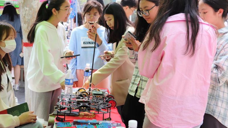 企业网络安全：如何选择可靠的代理加盟公司？**